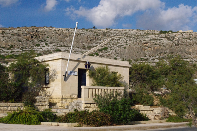 The police station in Għar Lapsi is so cute!