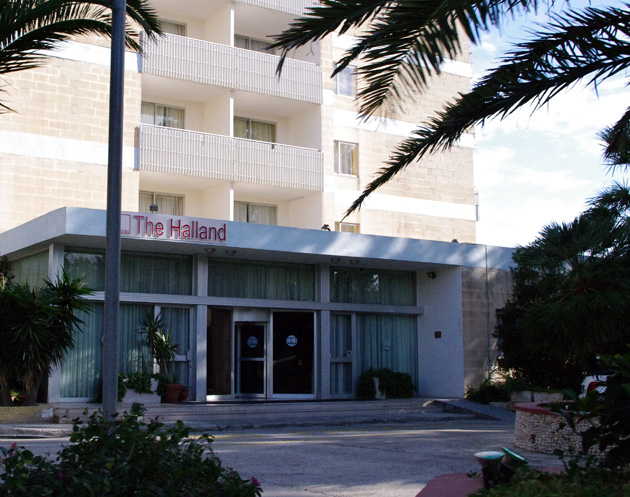Halland in Malta Halland in Malta