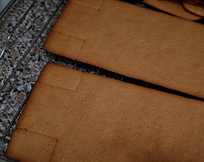 20091201_02_graddade_sidor Let the pieces cool down.