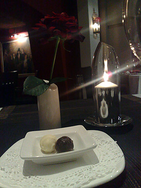 Roses, candles, chocholate and my darling as company - couldn't ask for more! Roses, candles, chocholate and my darling as company - couldn't ask for more!